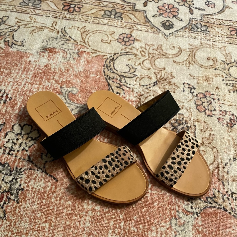 Dolce Vita Slides/Sandals